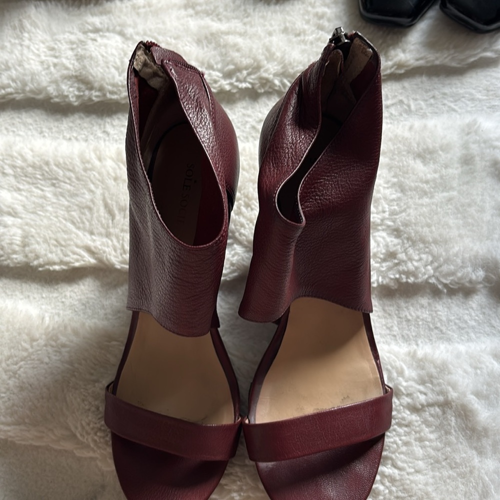 Sole Society Burgundy Leather Wedge Sandals Size 7 - Picture 3 of 5